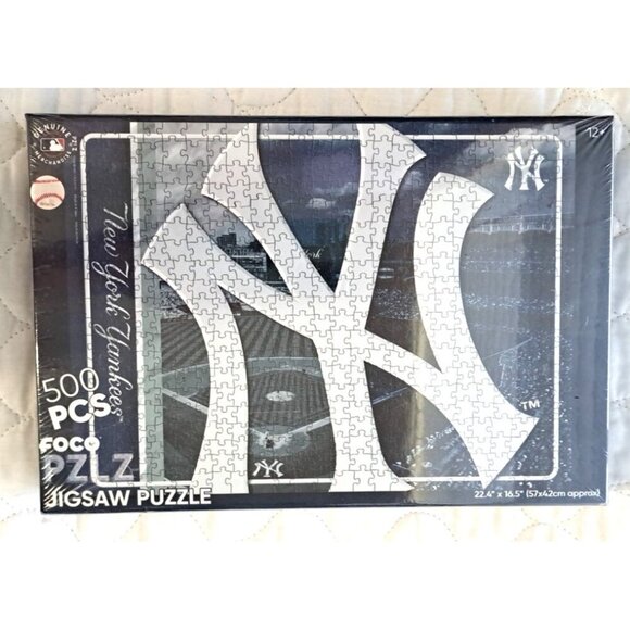 Foco PZLZ 500 Piece Jigsaw Puzzle New York Yankees Stadium and Logo New in Box - Picture 1 of 10
